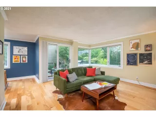 Photo #5: 21659569 Listing 