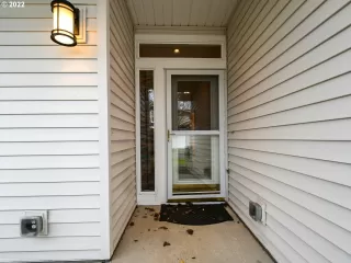 Photo #3: 21661399 Listing