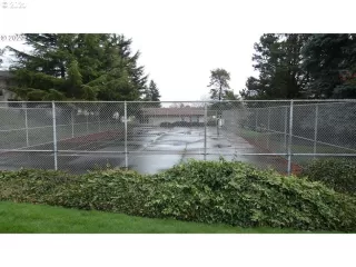 Photo #4: 21662824 Listing