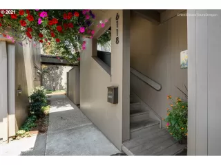 Photo #1: 21663271 Listing 