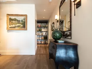 Photo #4: 21663576 Listing 