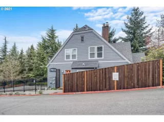 Photo #3: 21663599 Listing