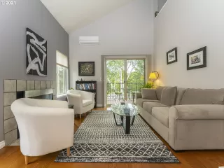 Photo #4: 21663819 Listing 