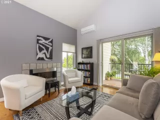 Photo #5: 21663819 Listing 