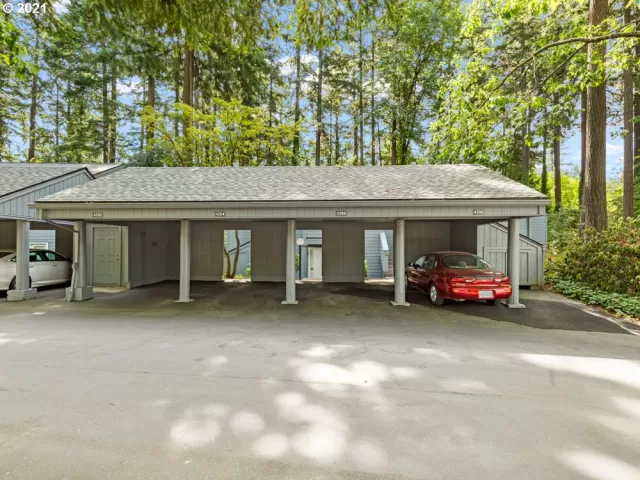 MLS: 21663832 Condo For Sale