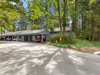 Photo #1: 21663832 Listing 