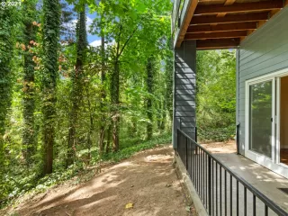 Photo #5: 21663832 Listing 