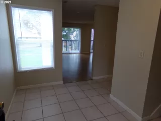 Photo #2: 21664698 Listing