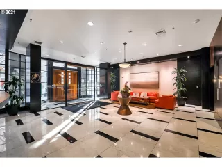 Photo #2: 21665053 Listing 