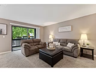 Photo #3: 21665523 Listing