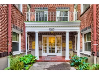 Photo #3: 21666285 Listing