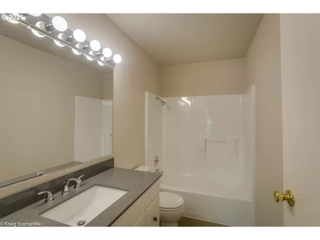 MLS: 21666543 Condo For Sale
