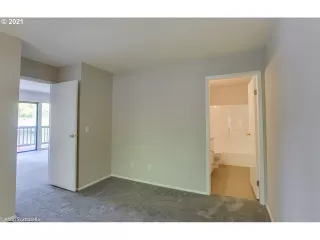 Photo #1: 21666543 Listing