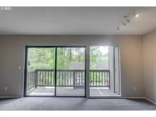 Photo #3: 21666543 Listing