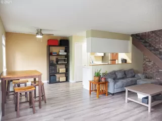 Photo #1: 21666909 Listing