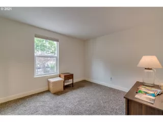 Photo #3: 21667493 Listing