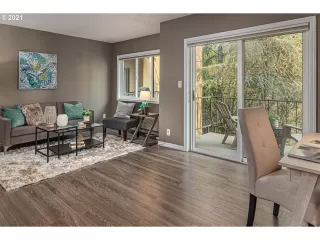 Photo #3: 21668066 Listing 
