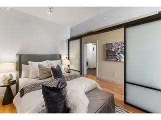 Photo #2: 21668130 Listing