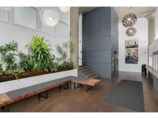 Photo #2: 21668736 Listing 