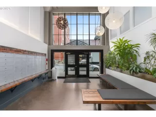 Photo #3: 21668736 Listing 