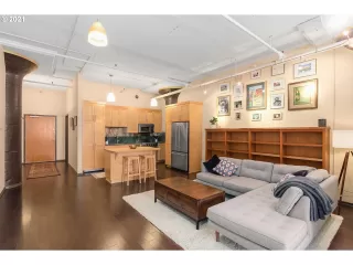 Photo #4: 21668736 Listing 