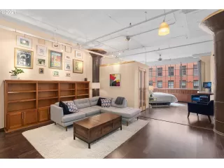 Photo #5: 21668736 Listing 