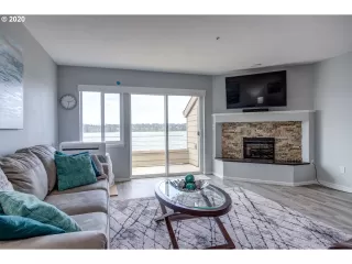 Photo #6: 21668868 Listing