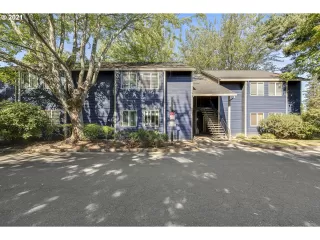 Photo #1: 21669732 Listing