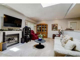 Photo #5: 21670036 Listing