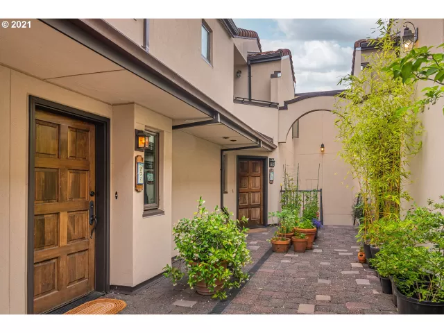 MLS: 21670086 Condo For Sale