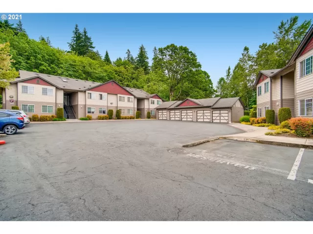 MLS: 21670227 Condo For Sale