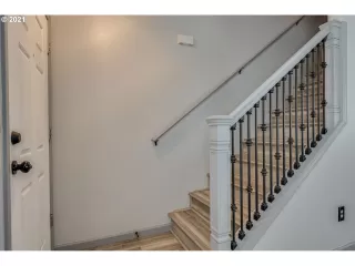 Photo #2: 21670323 Listing