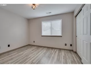 Photo #3: 21670323 Listing