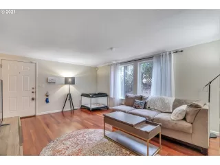 Photo #3: 21670352 Listing 