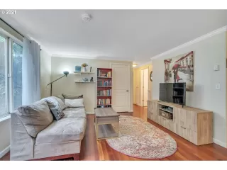 Photo #4: 21670352 Listing 