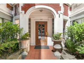 Photo #1: 21671256 Listing