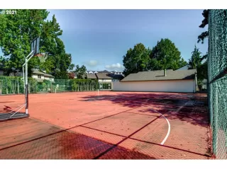 Photo #6: 21672468 Listing