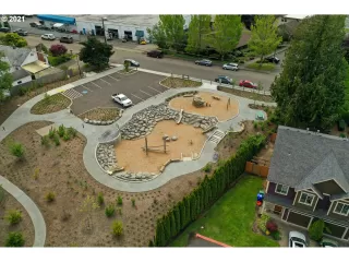 Photo #2: 21672587 Listing 