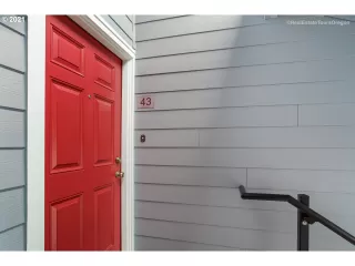 Photo #2: 21672874 Listing 