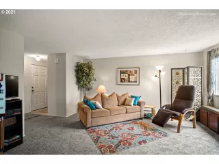 Photo #5: 21672874 Listing 