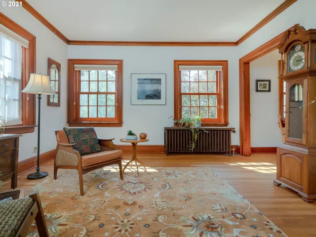 MLS: 21673419 Condo For Sale