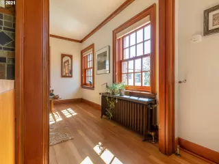 Photo #2: 21673419 Listing