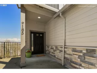 Photo #4: 21673680 Listing