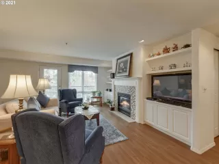 Photo #1: 21674018 Listing