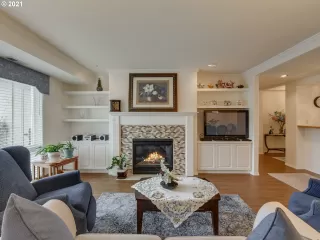 Photo #2: 21674018 Listing