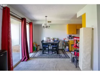 Photo #3: 21674062 Listing