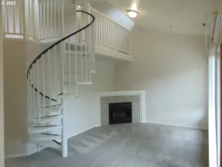 Photo #1: 21674148 Listing