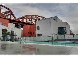 Photo #3: 21674276 Listing