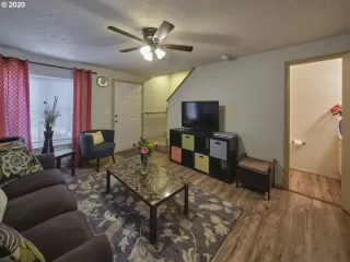 Photo #3: 21675078 Listing