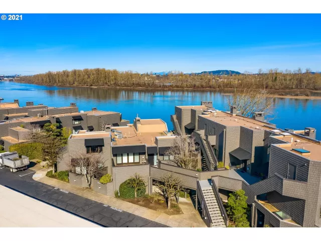 MLS: 21675108 Condo For Sale